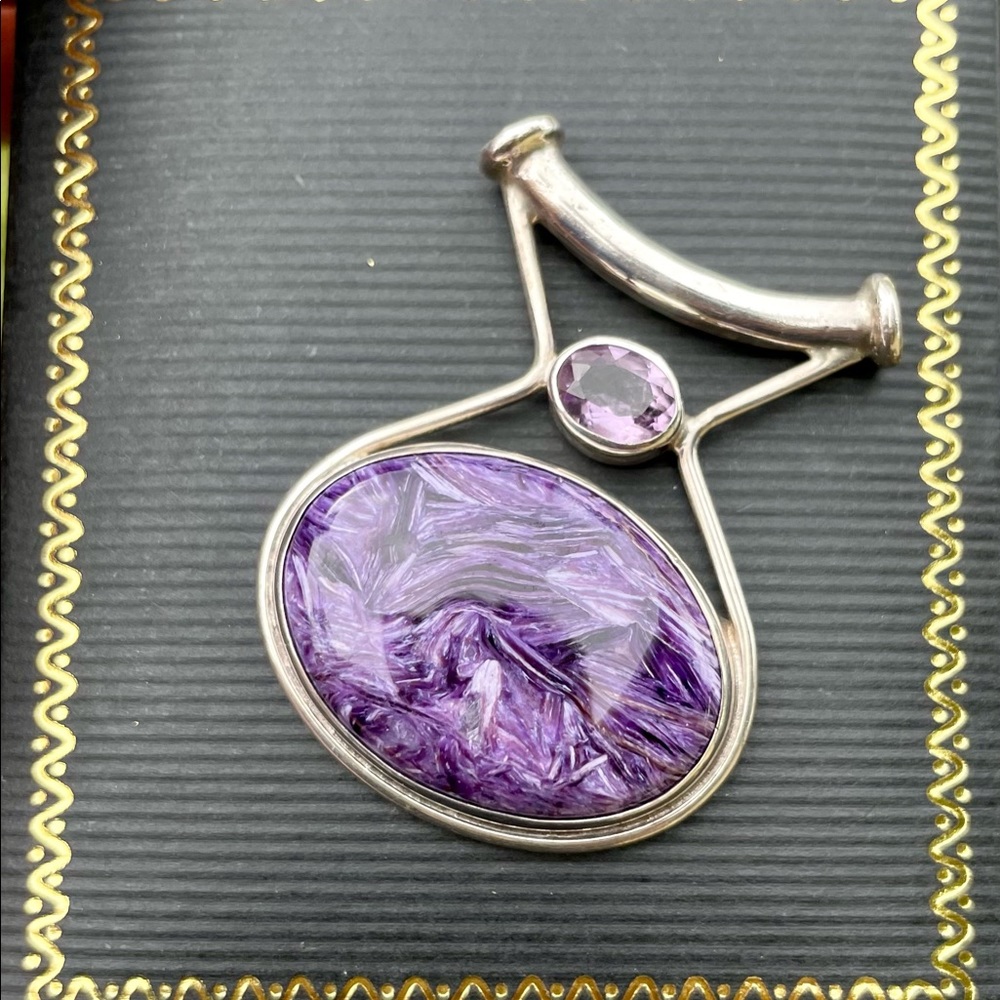Chariots Amethyst cabochon with Amethyst accent Pendant set in 925 SS No chain